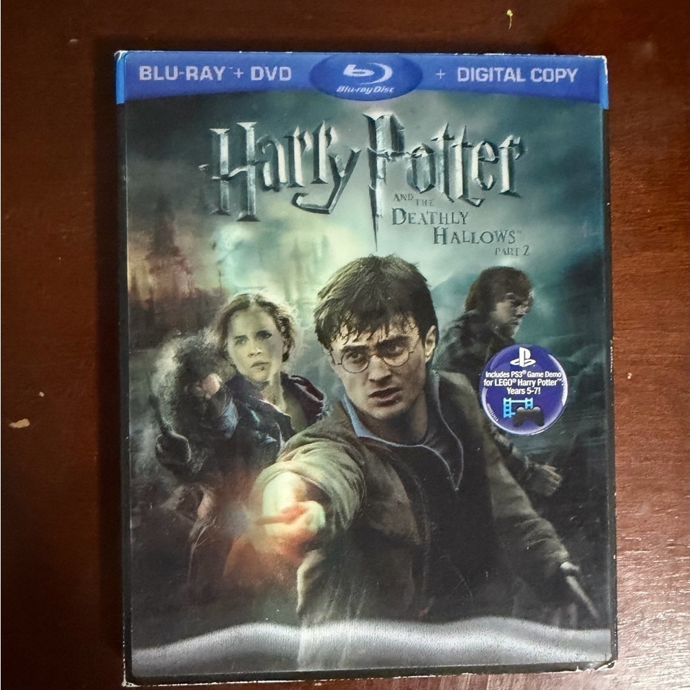 Harry Potter and the Deathly Hallows: Part 2. Blu-ray + DVD combo pack.